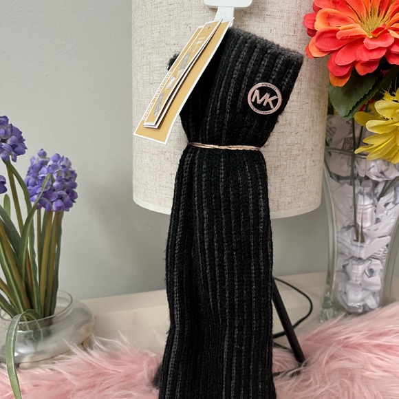 NWT Michael Michael Kors Fingerless Gloves Soft Knit Black Gray Ribbed Arm Sock - Picture 7 of 11